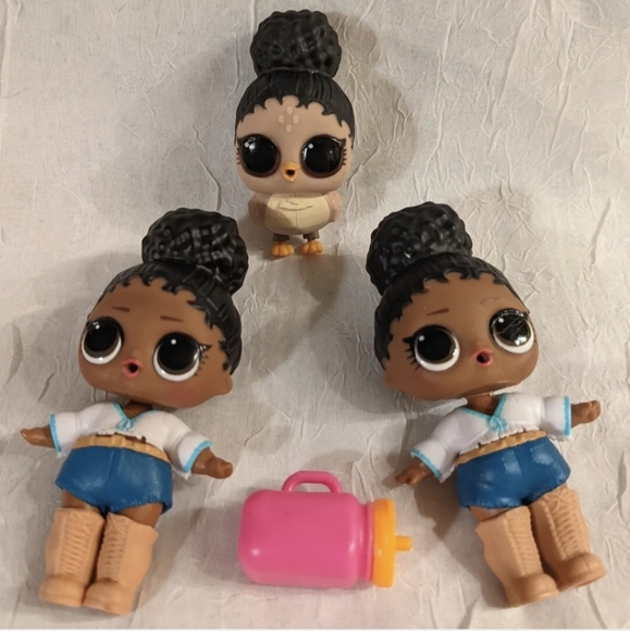 LOL Surprise Lot of 3 Foxy Dolls Pet Flyer Color Change Black Bun Twins Bird OMG - Picture 6 of 11